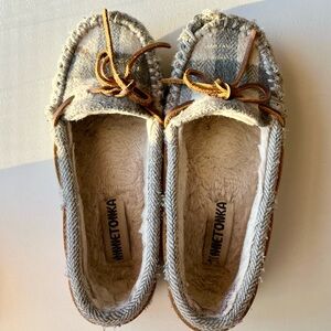 Minnetonka Gray Plaid Moccasins with Tan Bow Accents